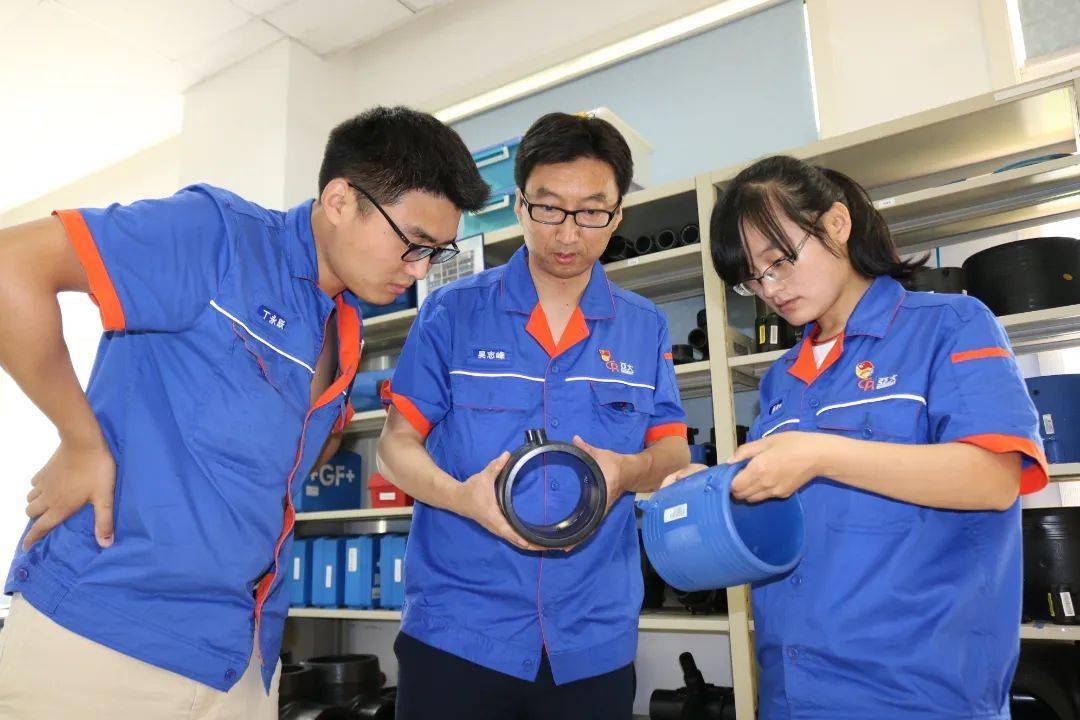 技術推廣，匠心筑夢——青浦區個人與集體榮獲2022年全國五一勞動獎